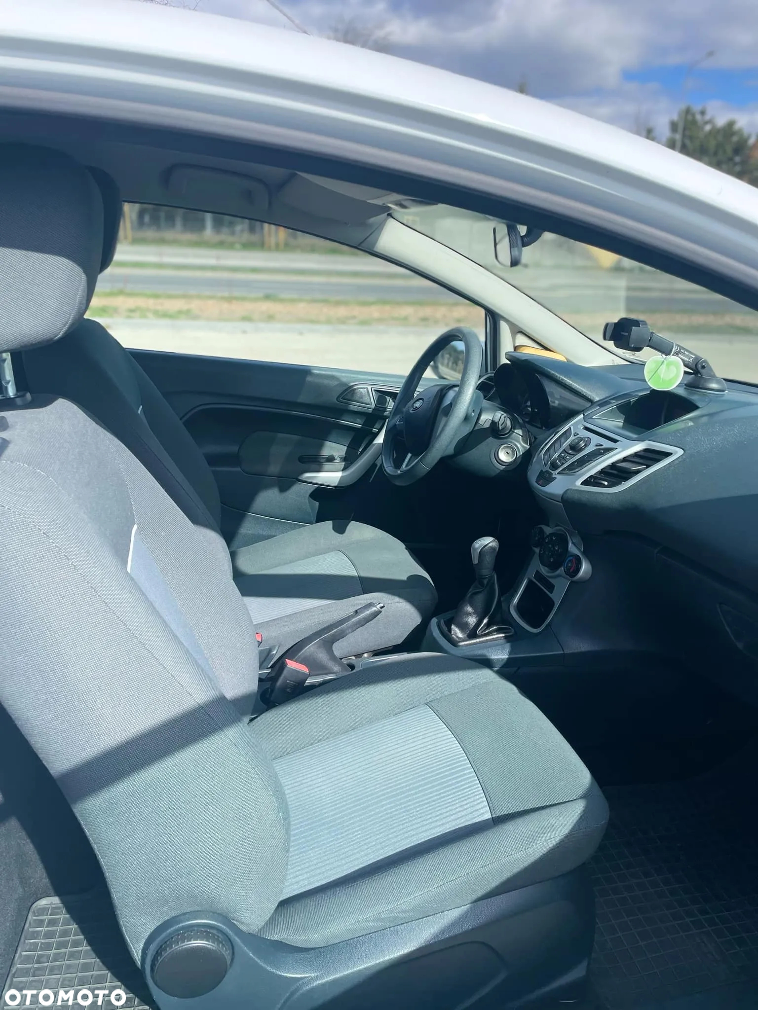 Ford Fiesta 1.25 Trend - 13