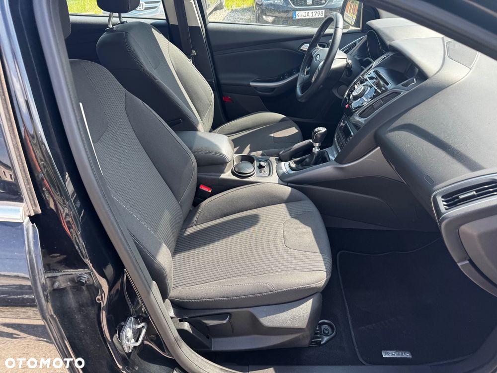 Ford Focus 1.6 EcoBoost Titanium - 31