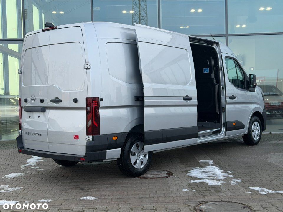 Nissan Interstar - 4