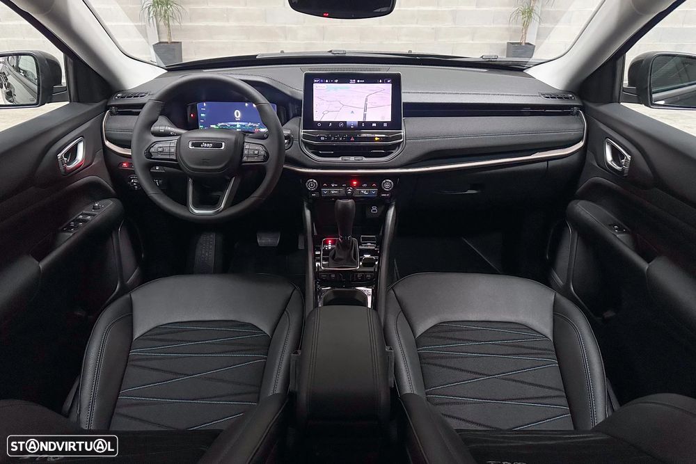 Jeep Compass 1.3 T4 4xe PLUG-IN HYBRID Auto Upland - 12