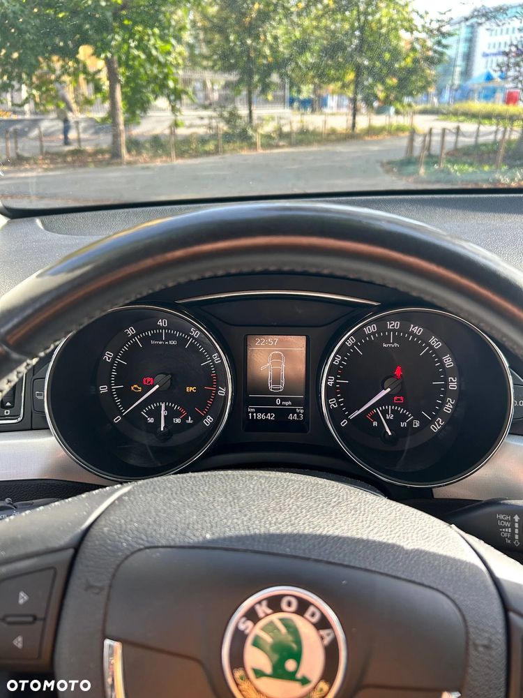Skoda Superb - 11
