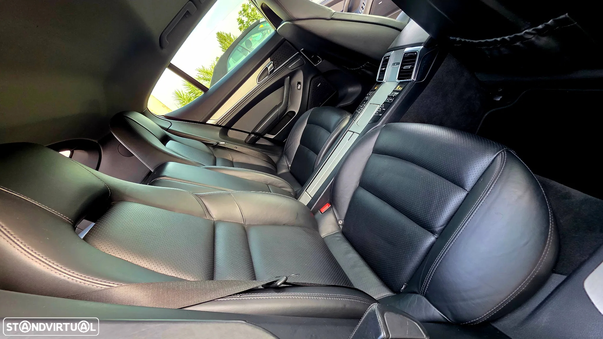 Porsche Panamera Diesel Platinum Edition - 20
