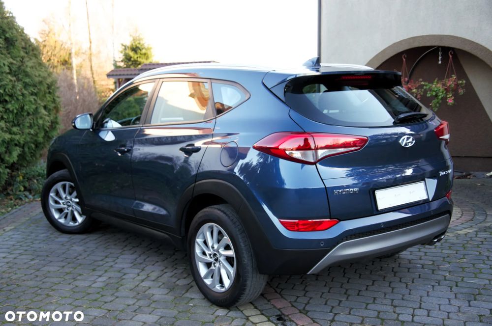 Hyundai Tucson 2.0 CRDI 2WD Style - 24