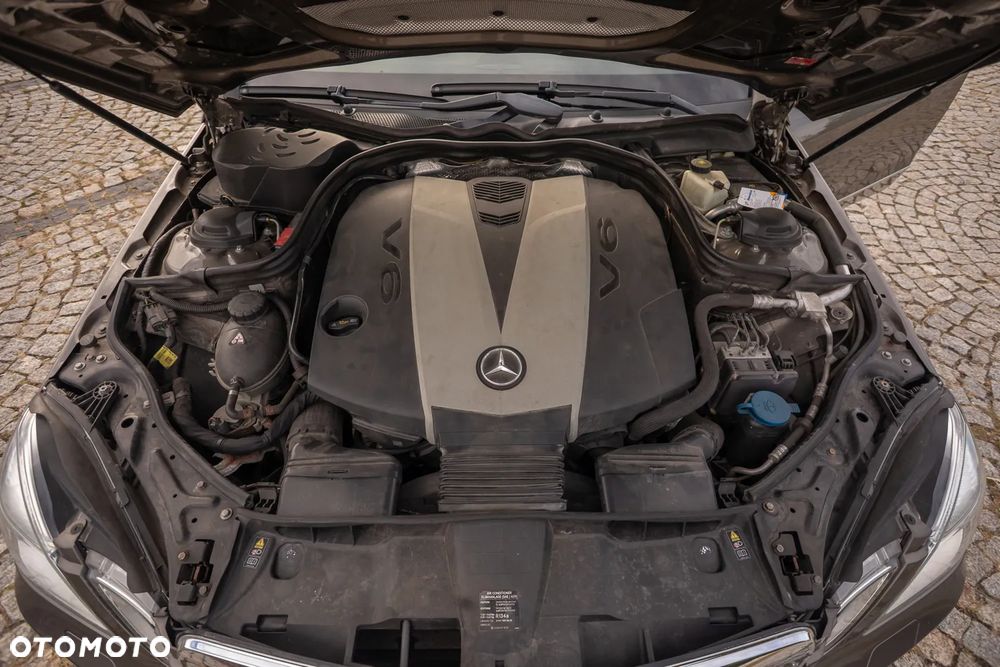 Mercedes-Benz Klasa E 350 CDI DPF 4Matic BlueEFFICIENCY 7G-TRONIC Avantgarde - 36
