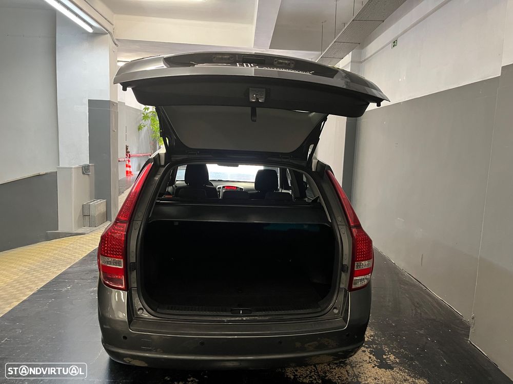 Kia Ceed SW 1.6 CRDi EX ISG - 22