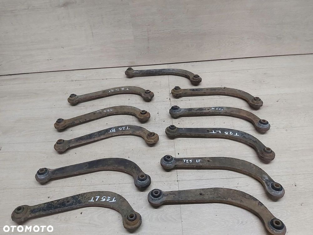 TOYOTA Avensis T25 03-08 r wahacz banan lewy prawy tył ORYGINAŁ - 1