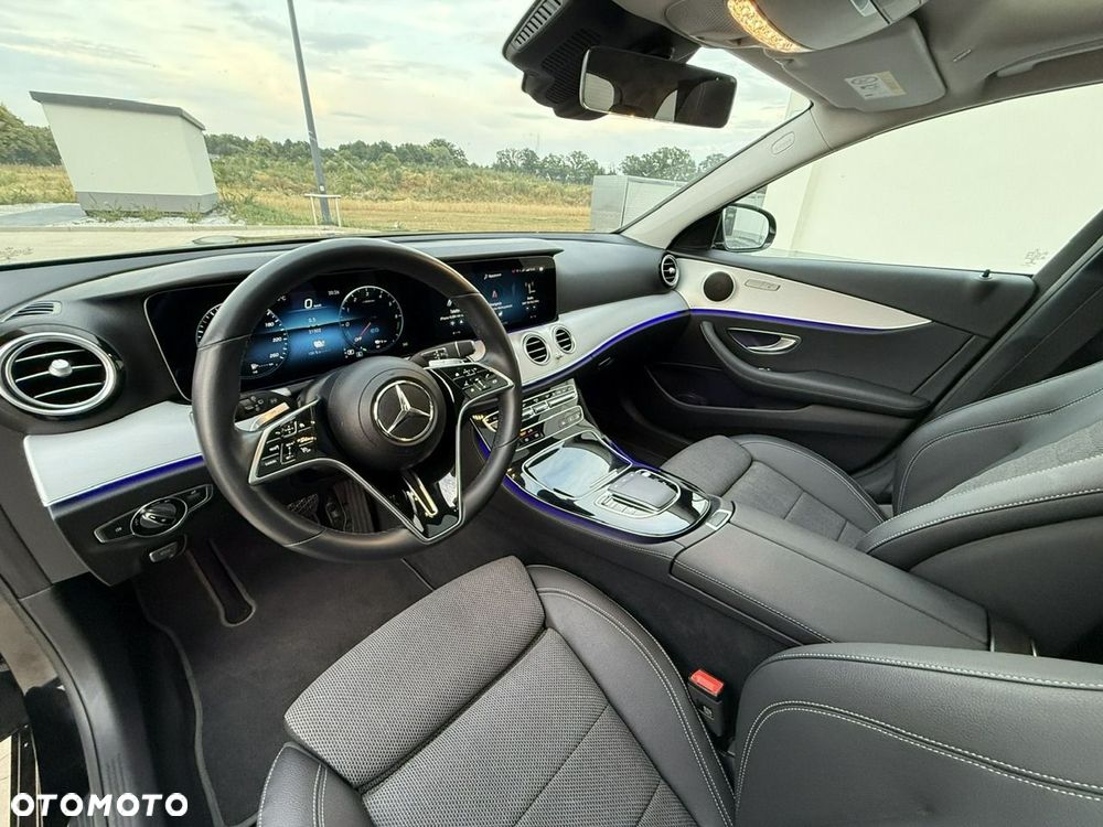 Mercedes-Benz Klasa E - 11