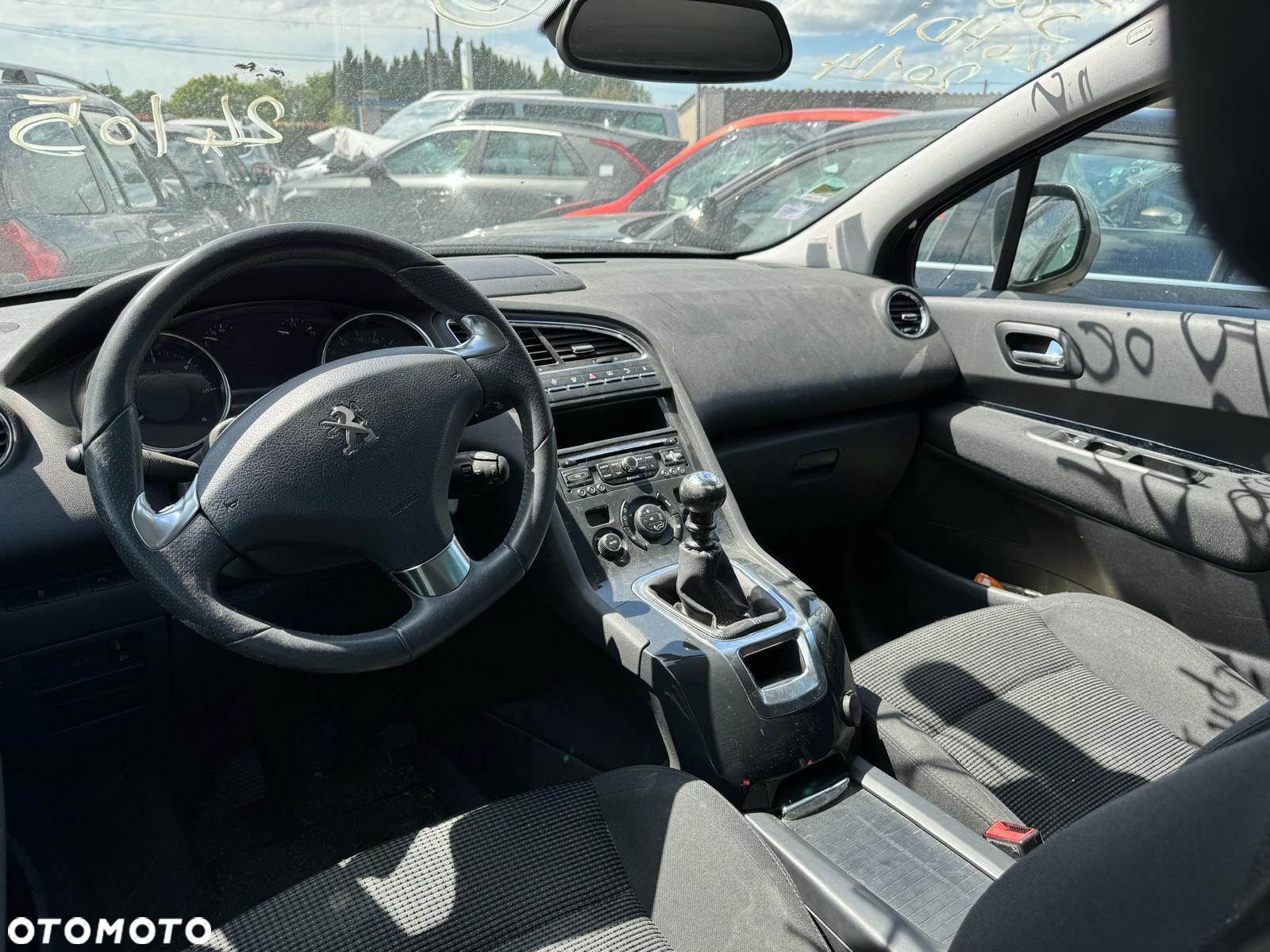 Peugeot 5008 2.0 HDi Allure 7os - 33