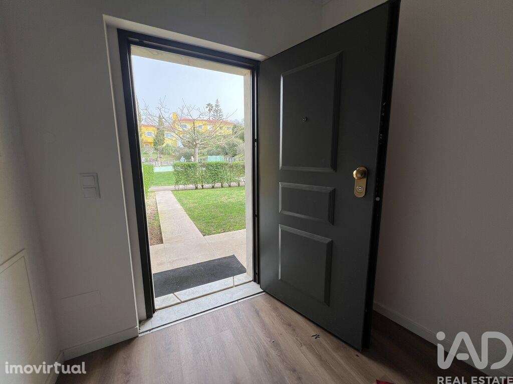 Moradia em banda T4 em Palmela de 160 m2 - Grande imagem: 5/40