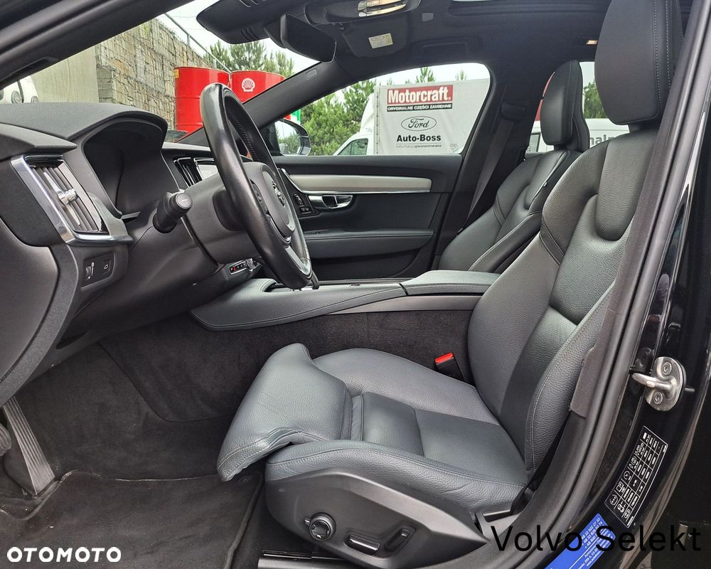 Volvo V90 - 10