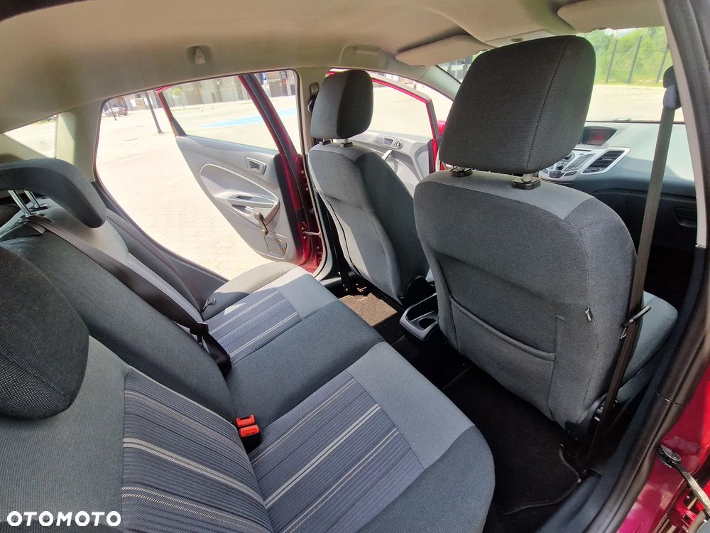 Ford Fiesta 1.3 Trend - 13