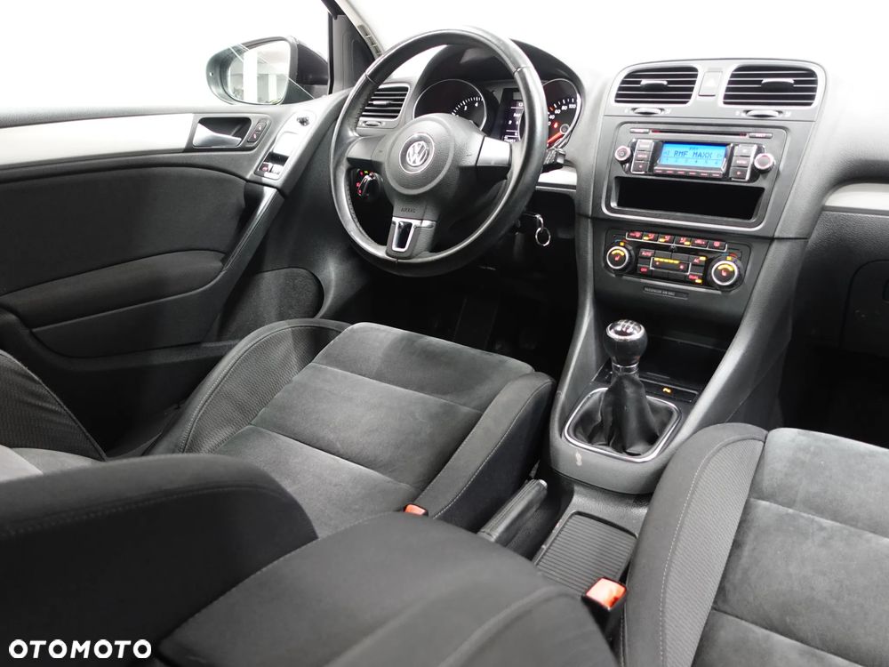 Volkswagen Golf 1.4 TSI Team - 32