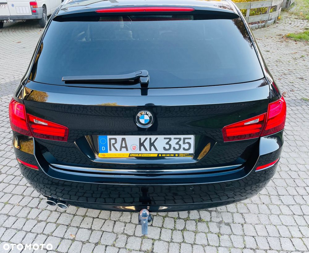 BMW Seria 5 520d Luxury Line sport - 12