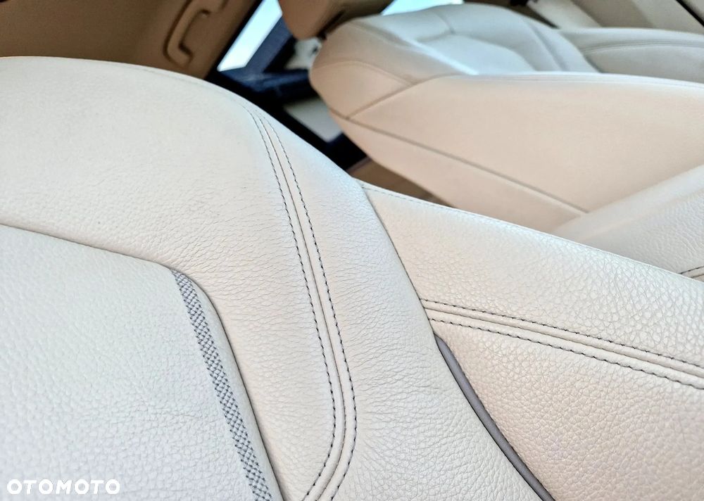 BMW Seria 5 520d M Sport Edition - 15