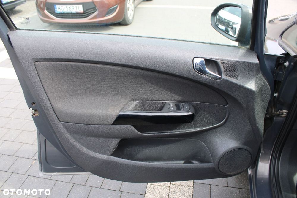 Opel Corsa - 18