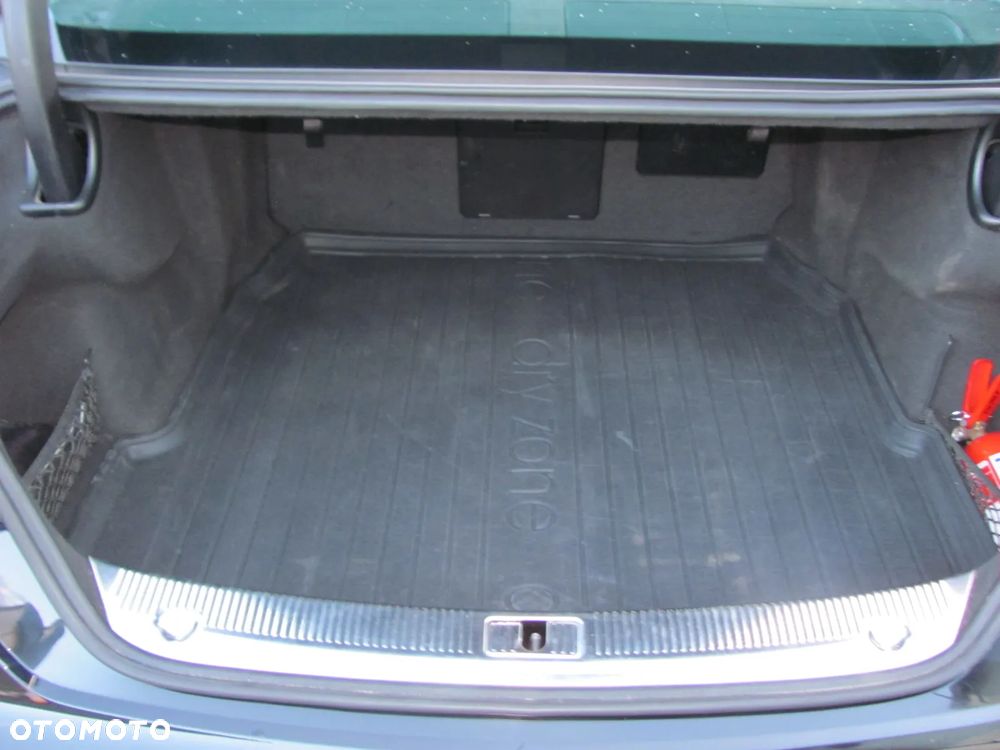Audi A8 4.0 TFSI cylinder on demand quattro tiptronic Lang - 11