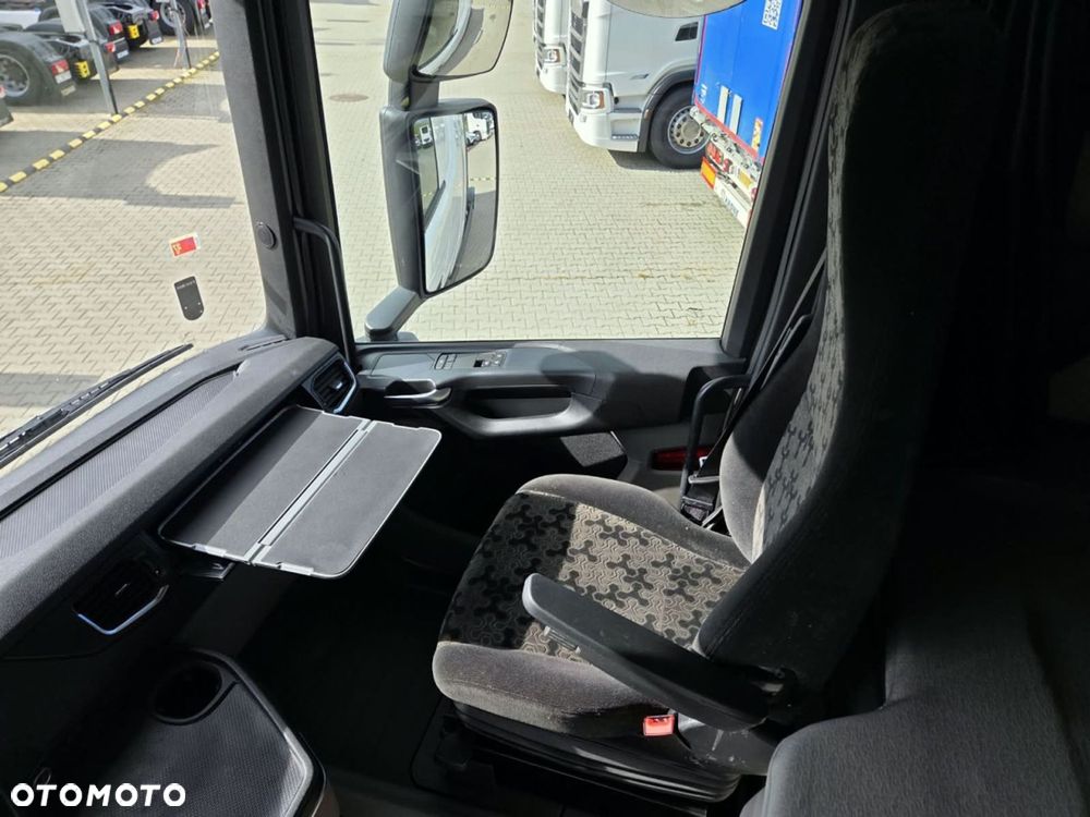 Scania R450A4x2NA 4 Poduszki - 17