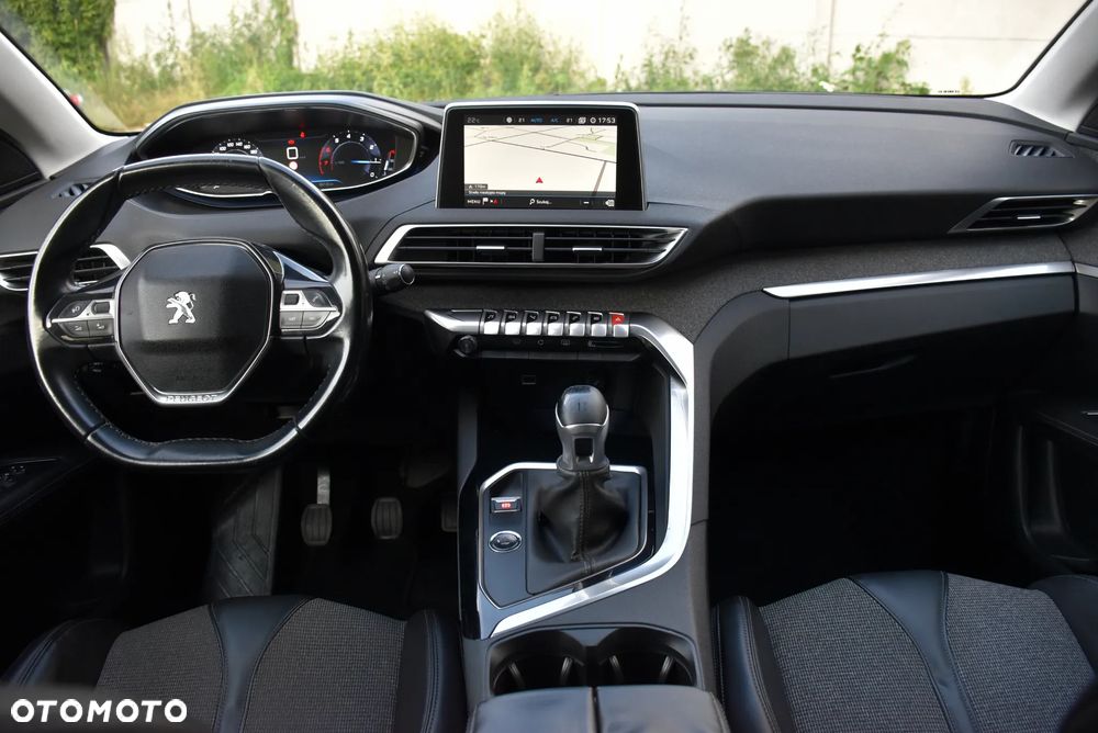 Peugeot 3008 - 22