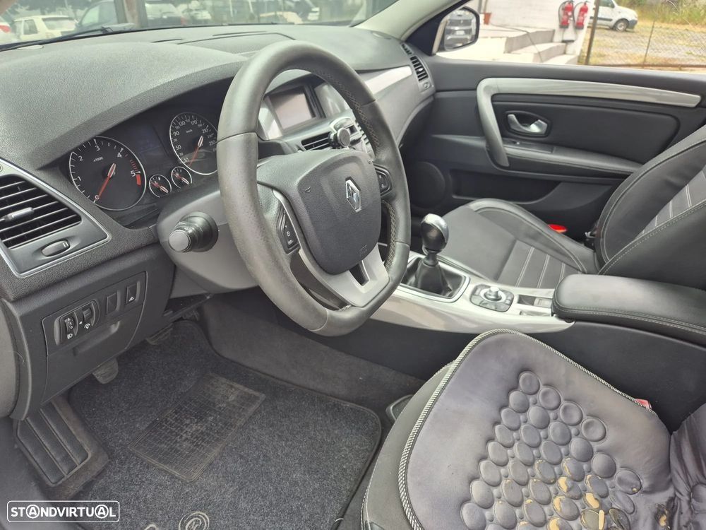 Renault Laguna 1.5 dCi Confort - 11