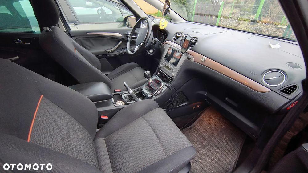 Ford S-Max - 6