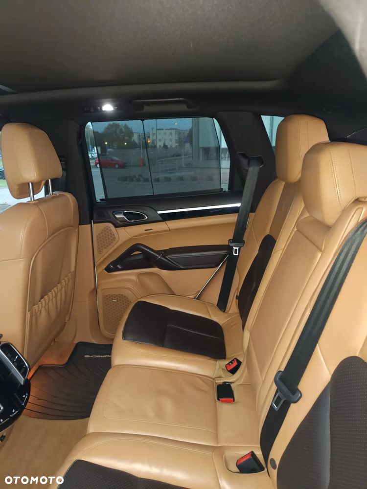 Porsche Cayenne Diesel - 11