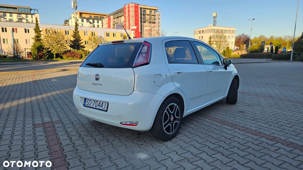 Fiat Punto 2012 - 6