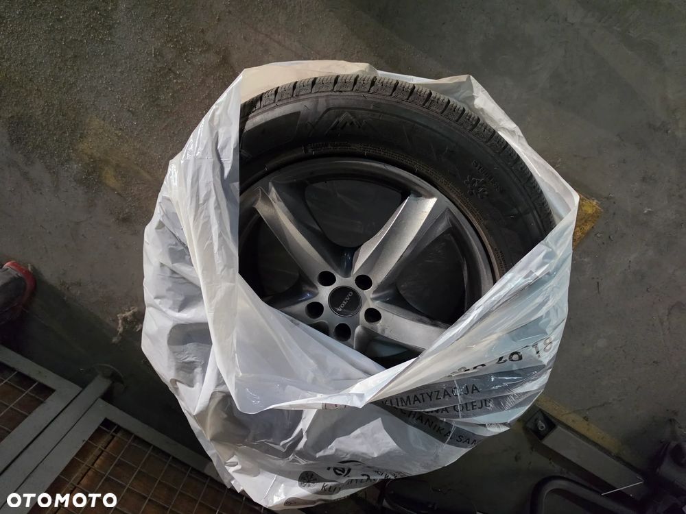 Volvo XC 90 D5 AWD R-Design - 17