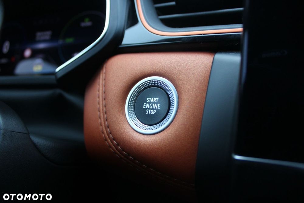 Renault Captur 1.6 E-TECH Plug-In R.S Line - 35