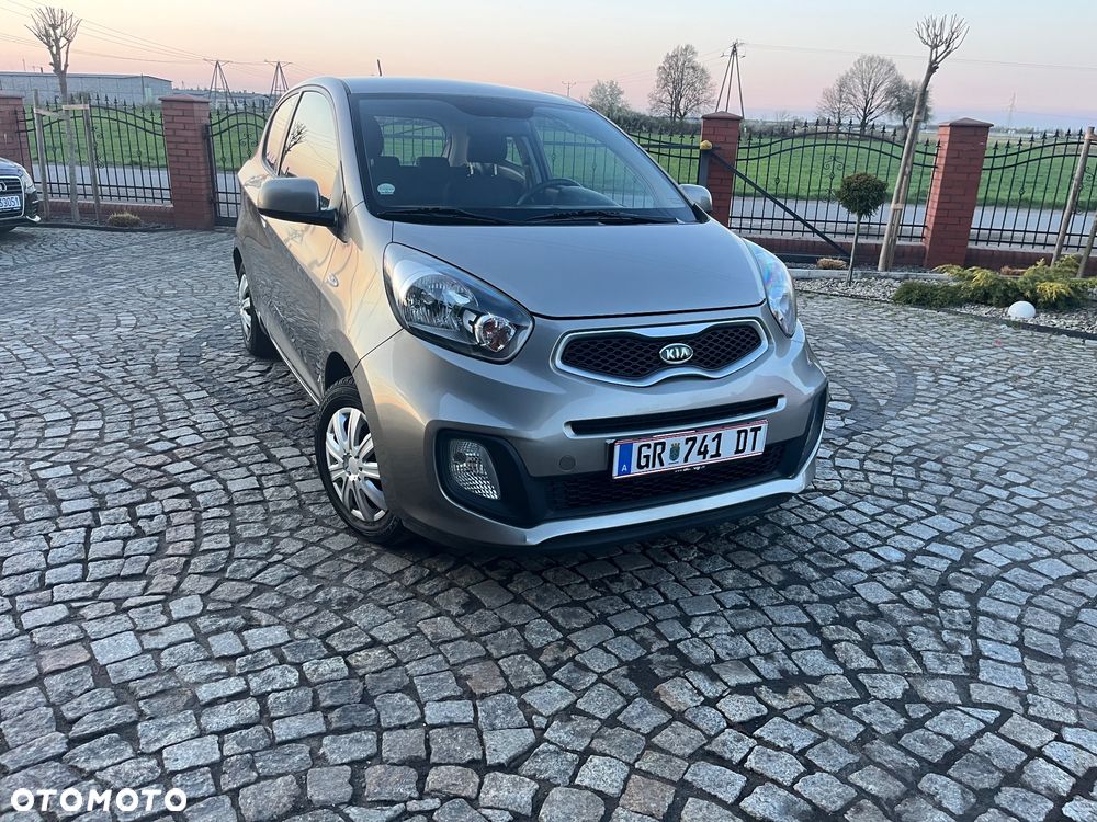 Kia Picanto 1.0 L - 12