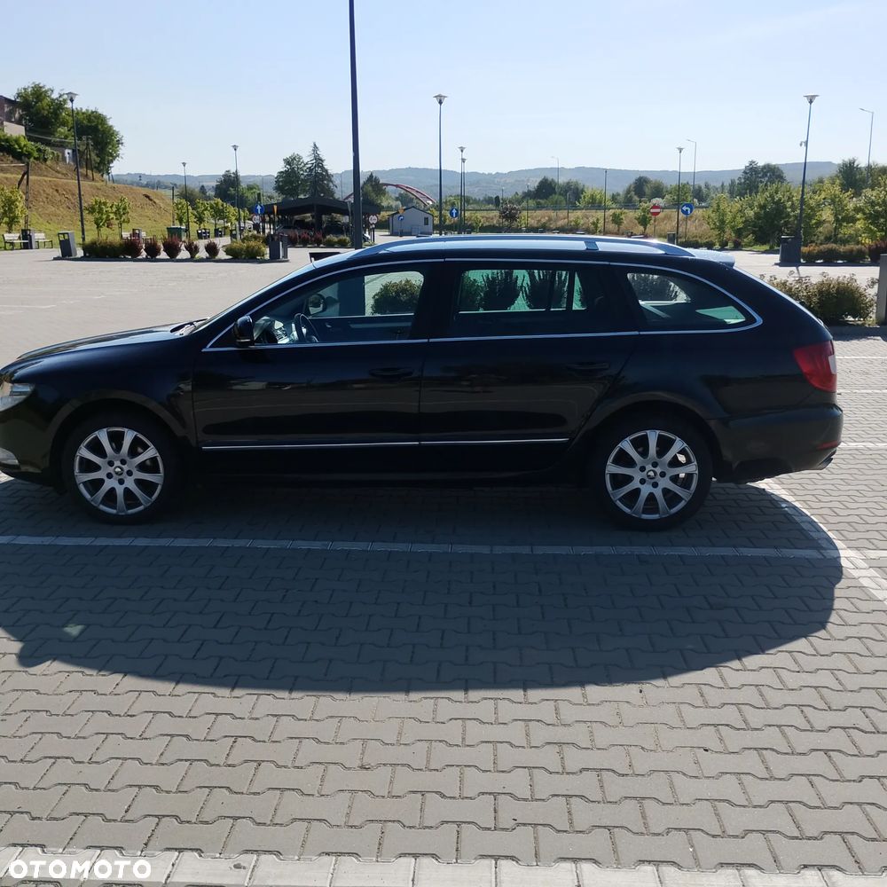 Skoda Superb 2.0 TDI Elegance - 4