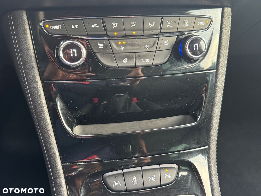 Opel Astra 1.4 Turbo Innovation - 34