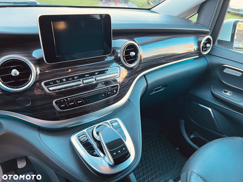 Mercedes-Benz Klasa V 250 d 4-Matic Avantgarde 7G-Tronic - 24