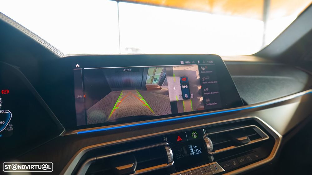 BMW X5 45 e xDrive Pack M - 23