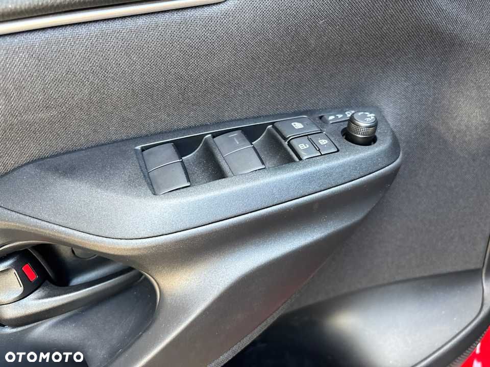Toyota Yaris - 26