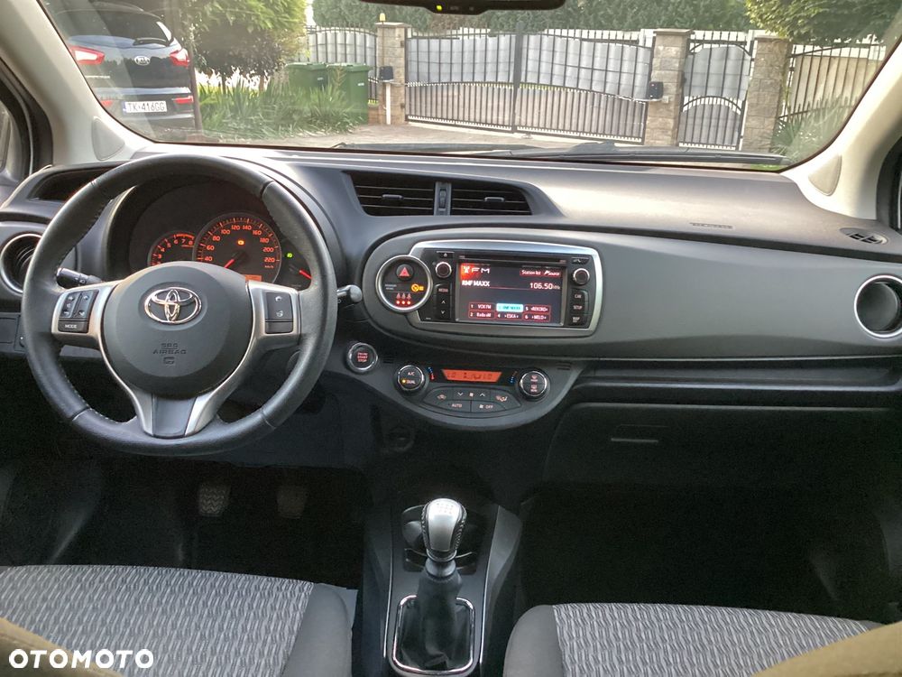 Toyota Yaris 1.33 VVT-i Edition 2014 - 28