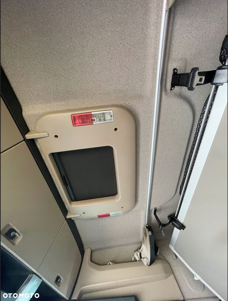 MAN TGX 18T kabina kompletna - 10