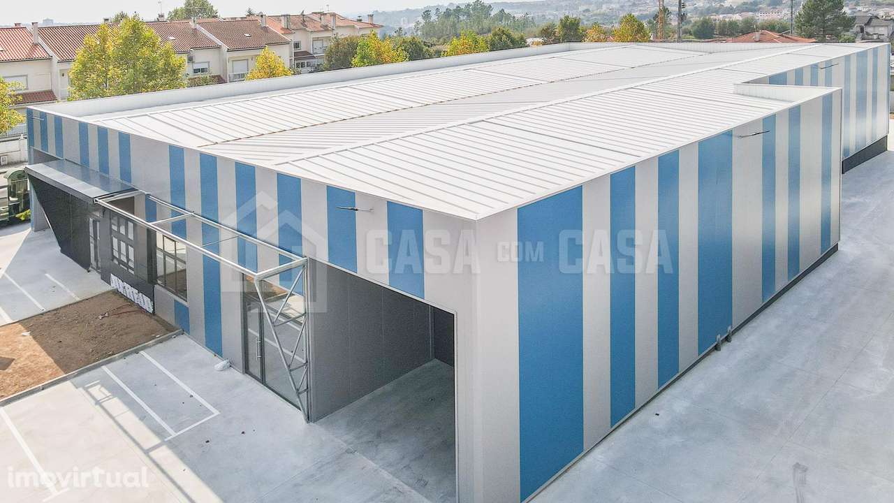 Armazém B Zona Industrial Santiago - Grande imagem: 2/12