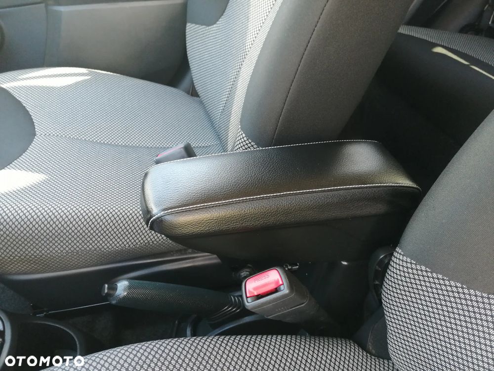 Toyota Aygo 1.0 VVT-i Luna EU5 - 19