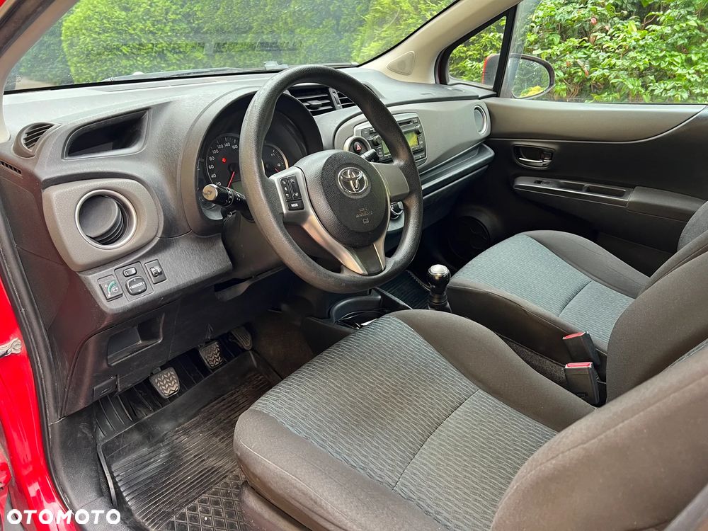 Toyota Yaris 1.0 Terra - 6