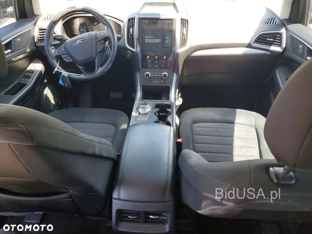 Ford Edge - 3