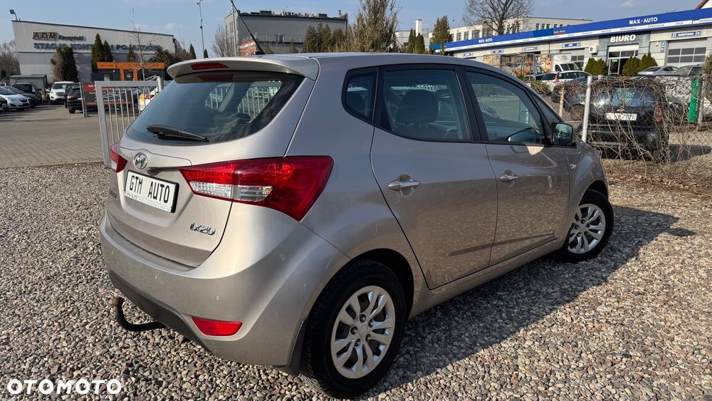 Hyundai ix20 1.4 blue Style - 17