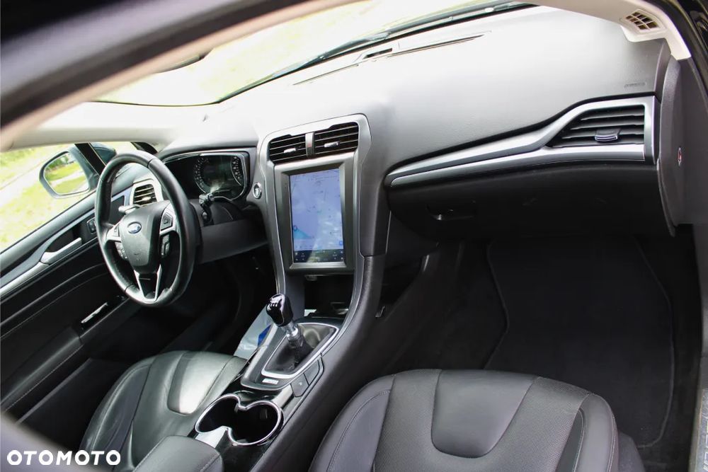 Ford Mondeo 2.0 TDCi Titanium - 19