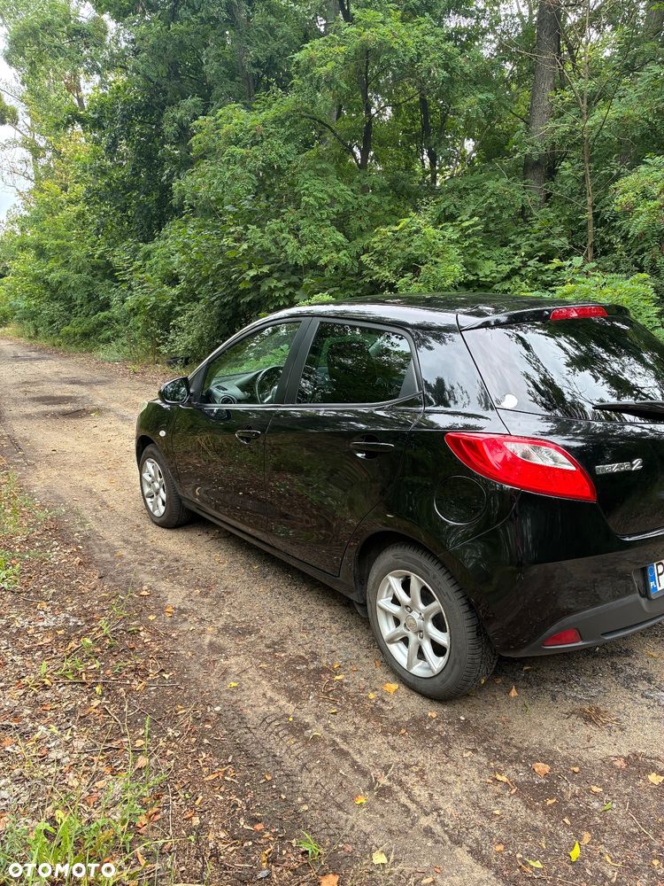 Mazda 2 - 1