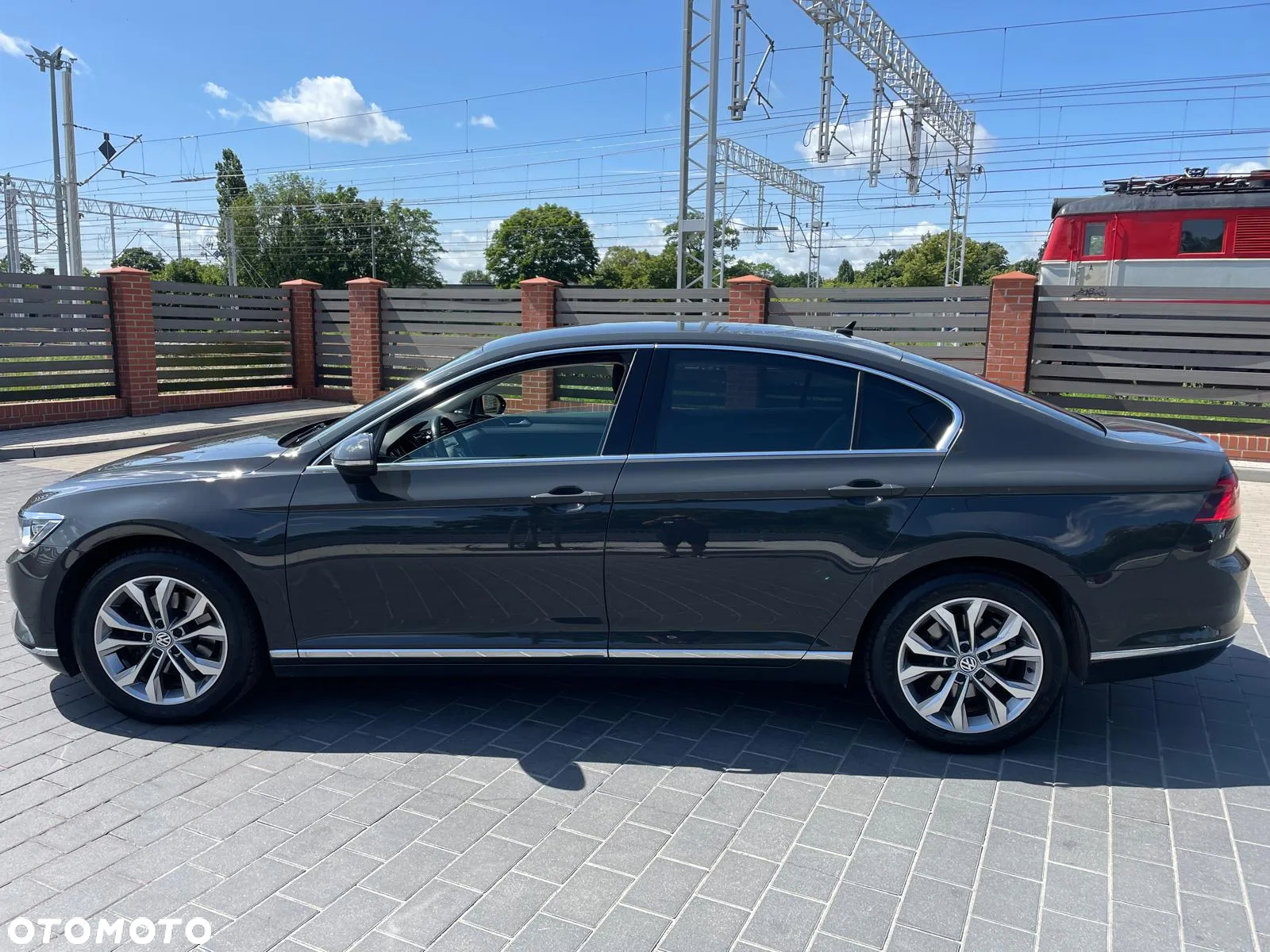 Volkswagen Passat 1.8 TSI BMT Highline - 2