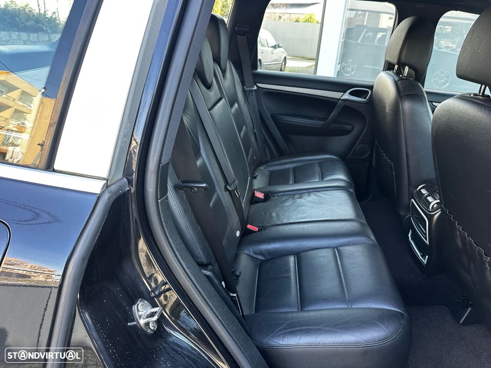 Porsche Cayenne Tiptronic - 23