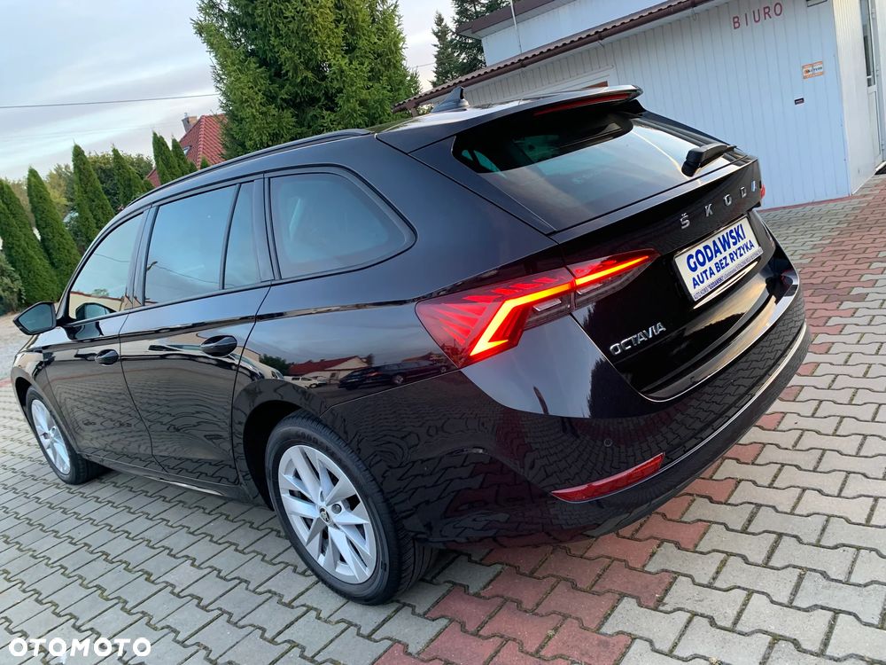 Skoda Octavia 2.0 TDI Ambition DSG - 6