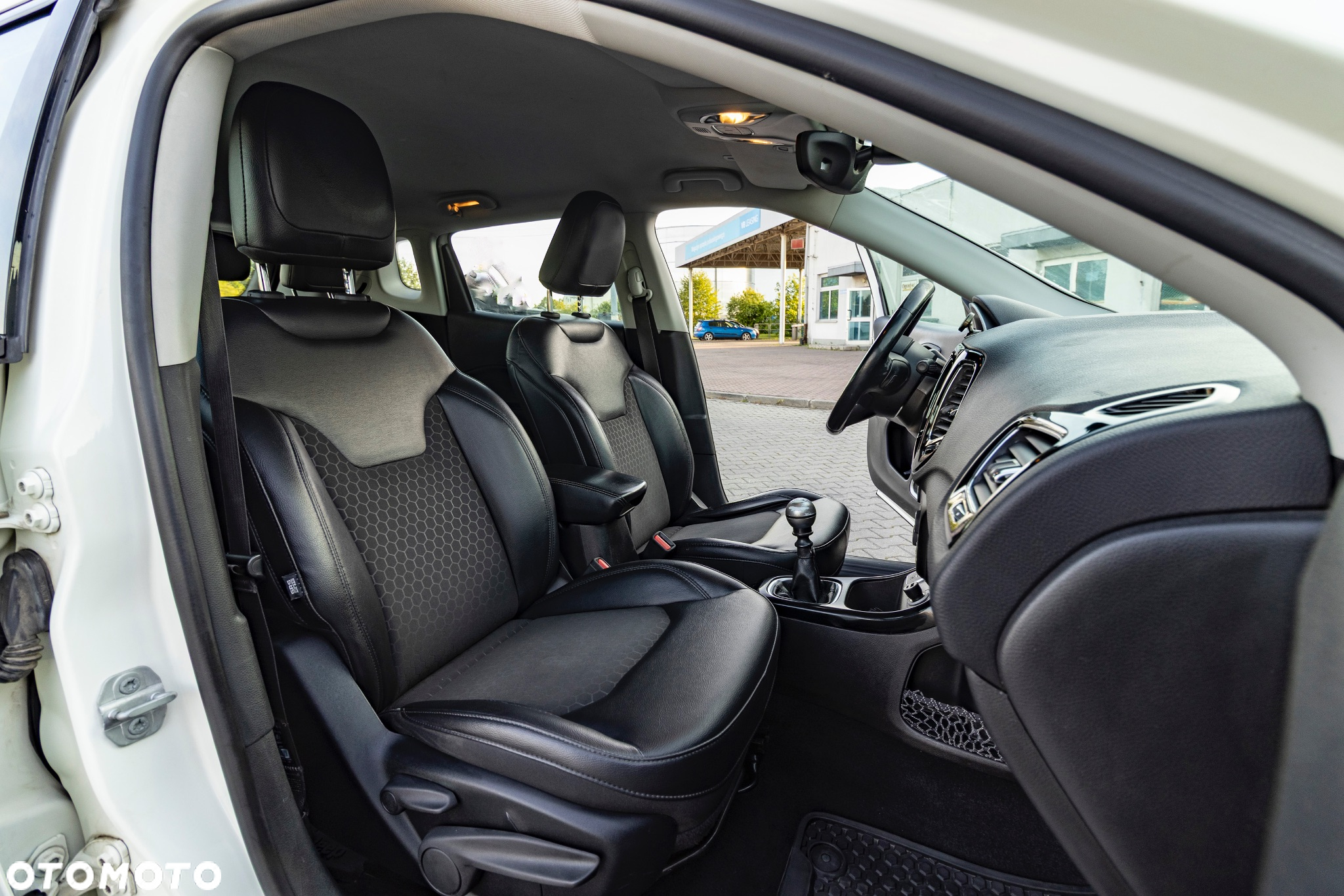Jeep Compass 1.4 TMair Limited FWD S&S - 35