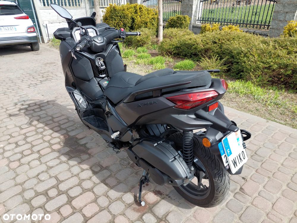 Yamaha X-max - 4