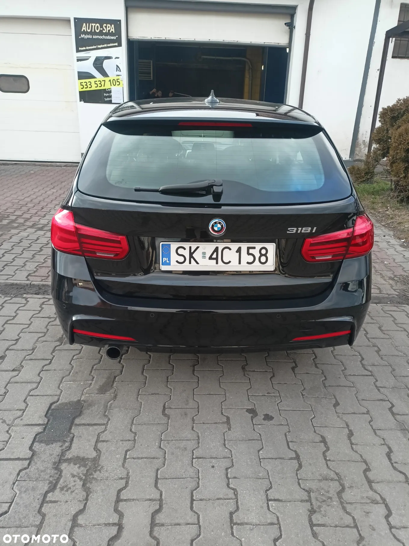 BMW Seria 3 318i GPF Sport Line Shadow - 4