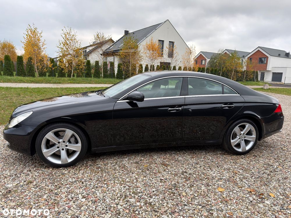 Mercedes-Benz CLS - 6